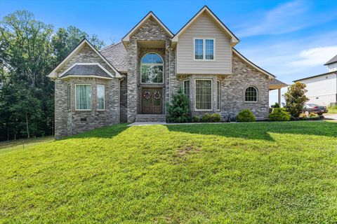 823 Shady Bluff Trail Clarksville TN 37043