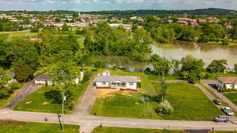 132 Clearview Cir Hendersonville TN 37075