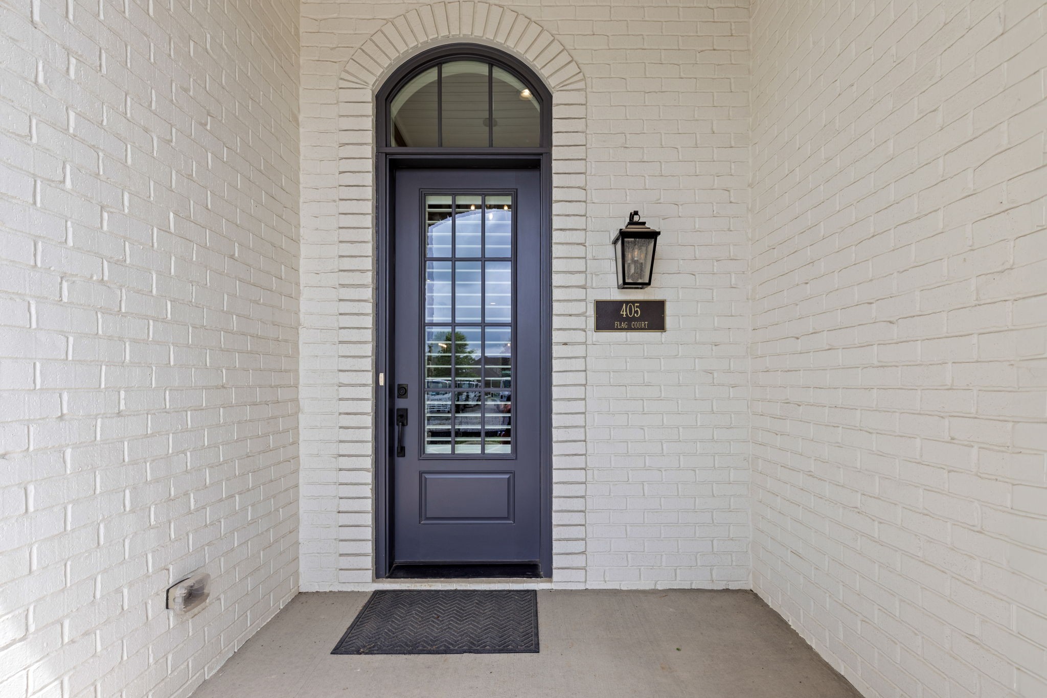 405 Flag Court