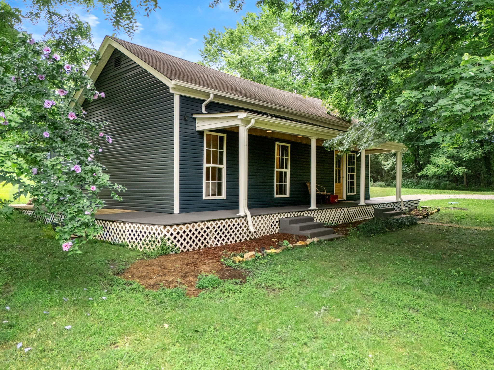 732 Fairfield Rd