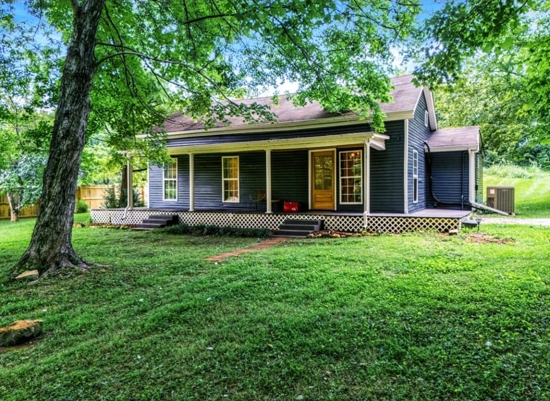 732 Fairfield Rd