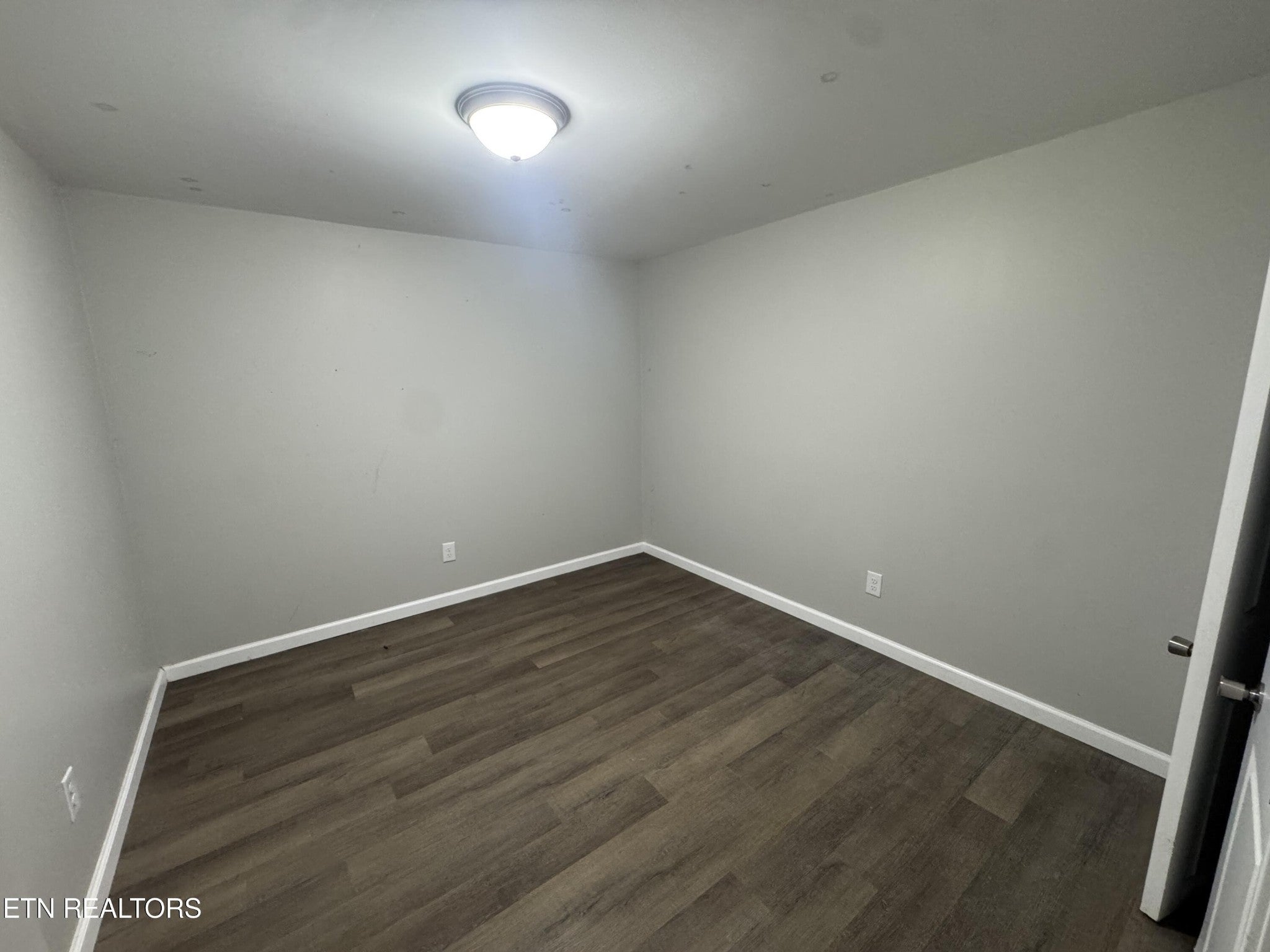 500 Amity Rd