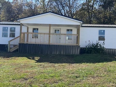 162 Lisa Dr Gordonsville TN 38563