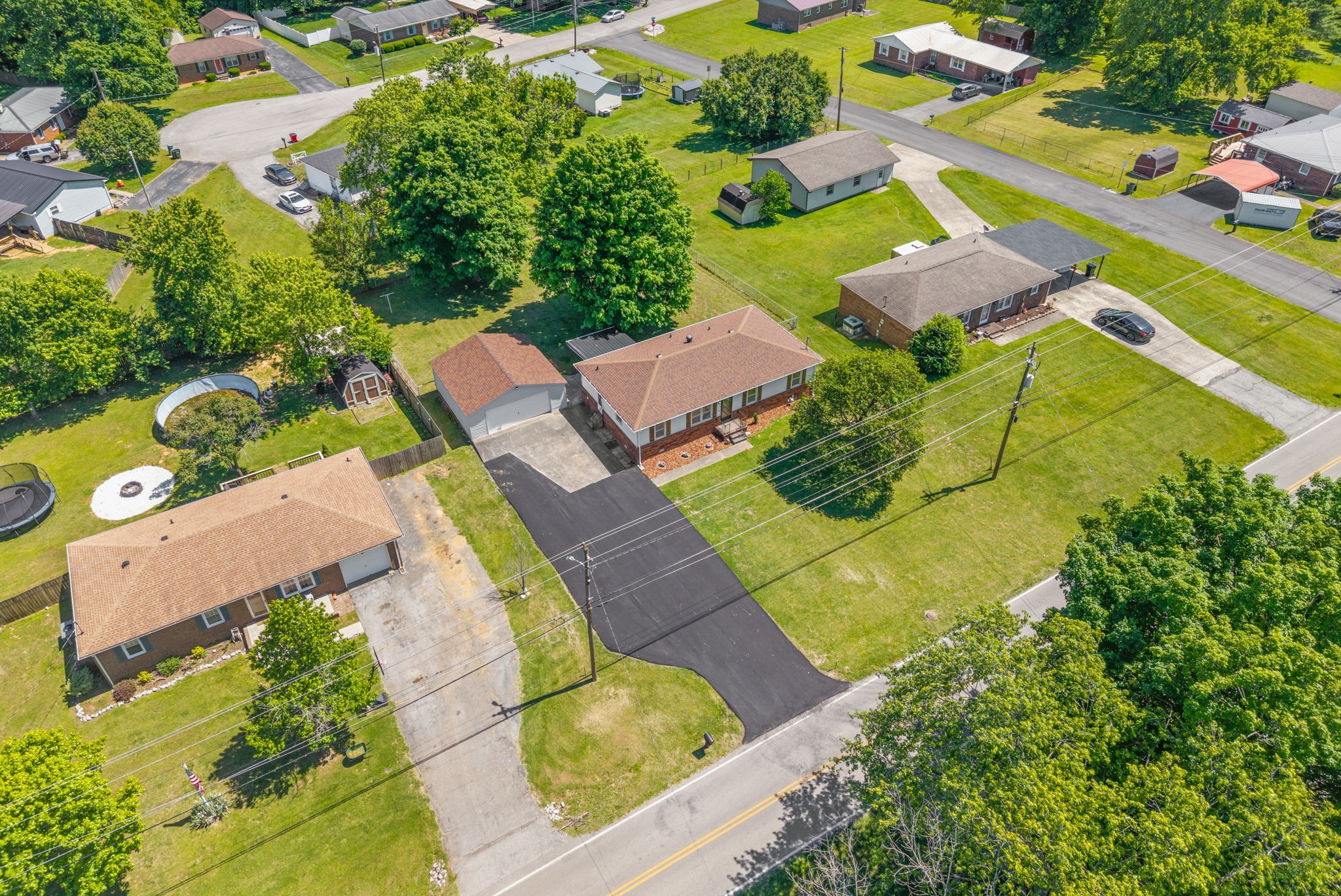 711 Sanderson Dr