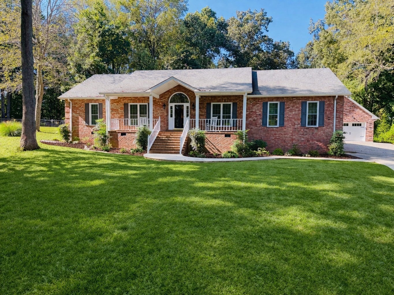 320 Spring Valley Dr