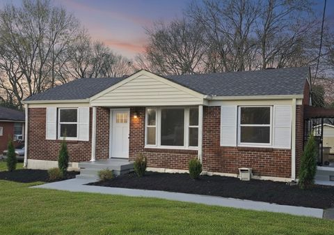 2718 McKeige Dr Nashville TN 37214