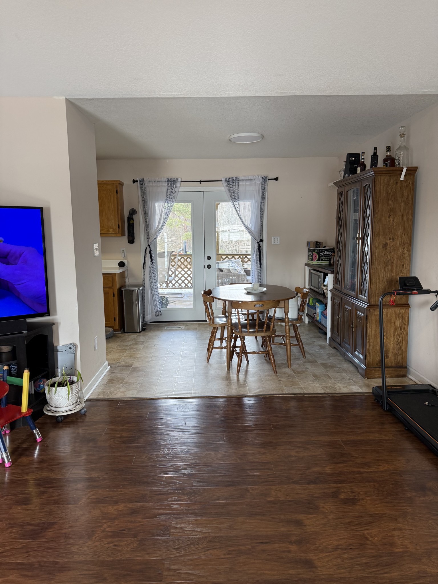 5716 Spring Creek Rd