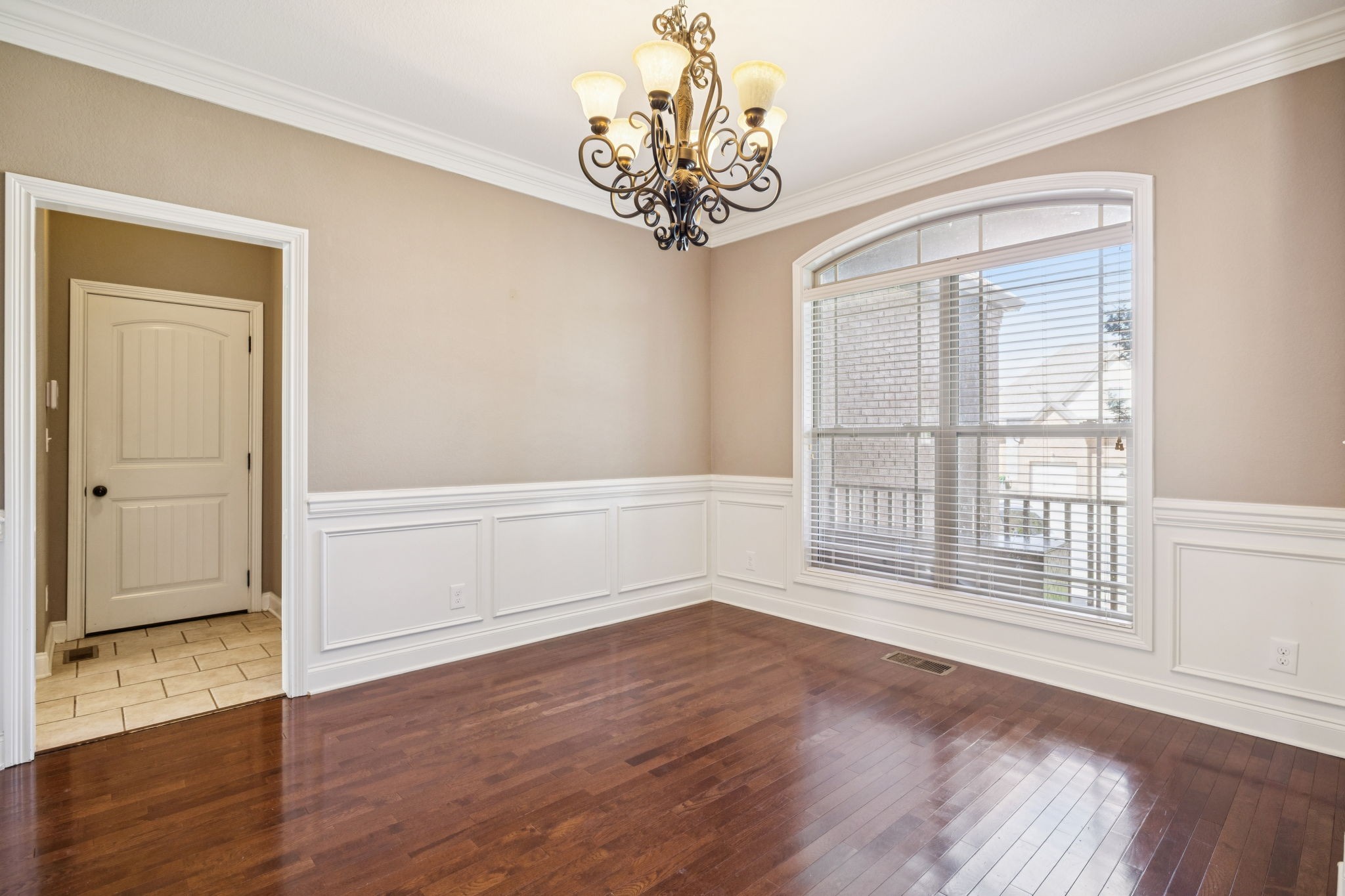 1508 Green Grove Way