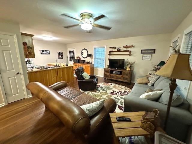 140 HUCKLEBERRY LN