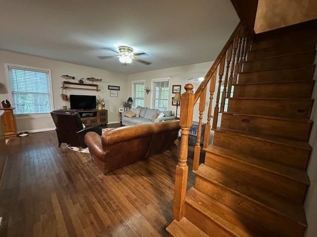 140 HUCKLEBERRY LN