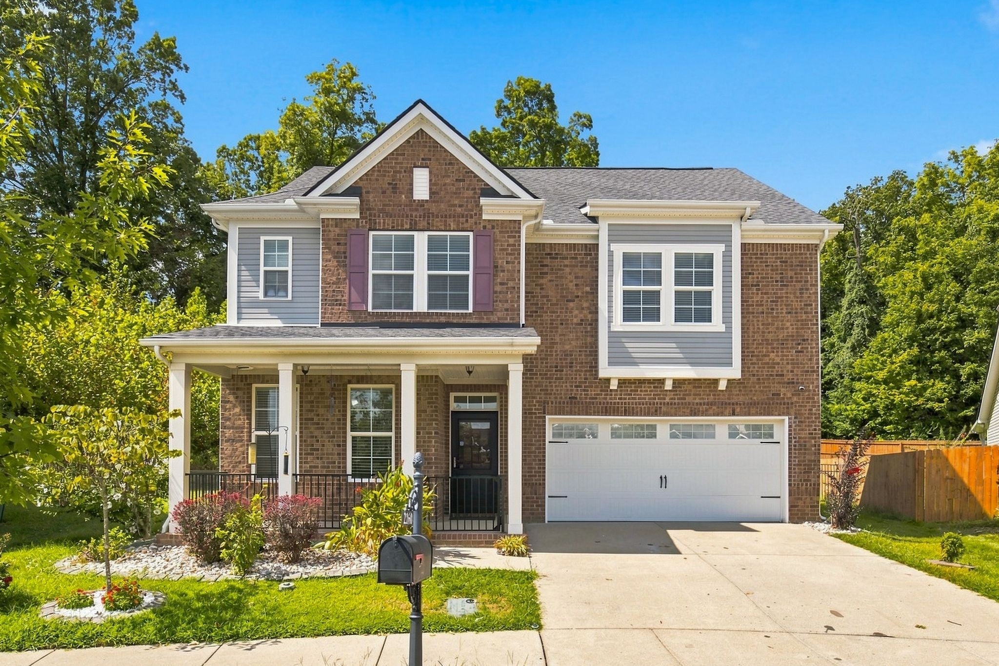 4-bed listing at 2160 Hickory Brook Dr, Hermitage