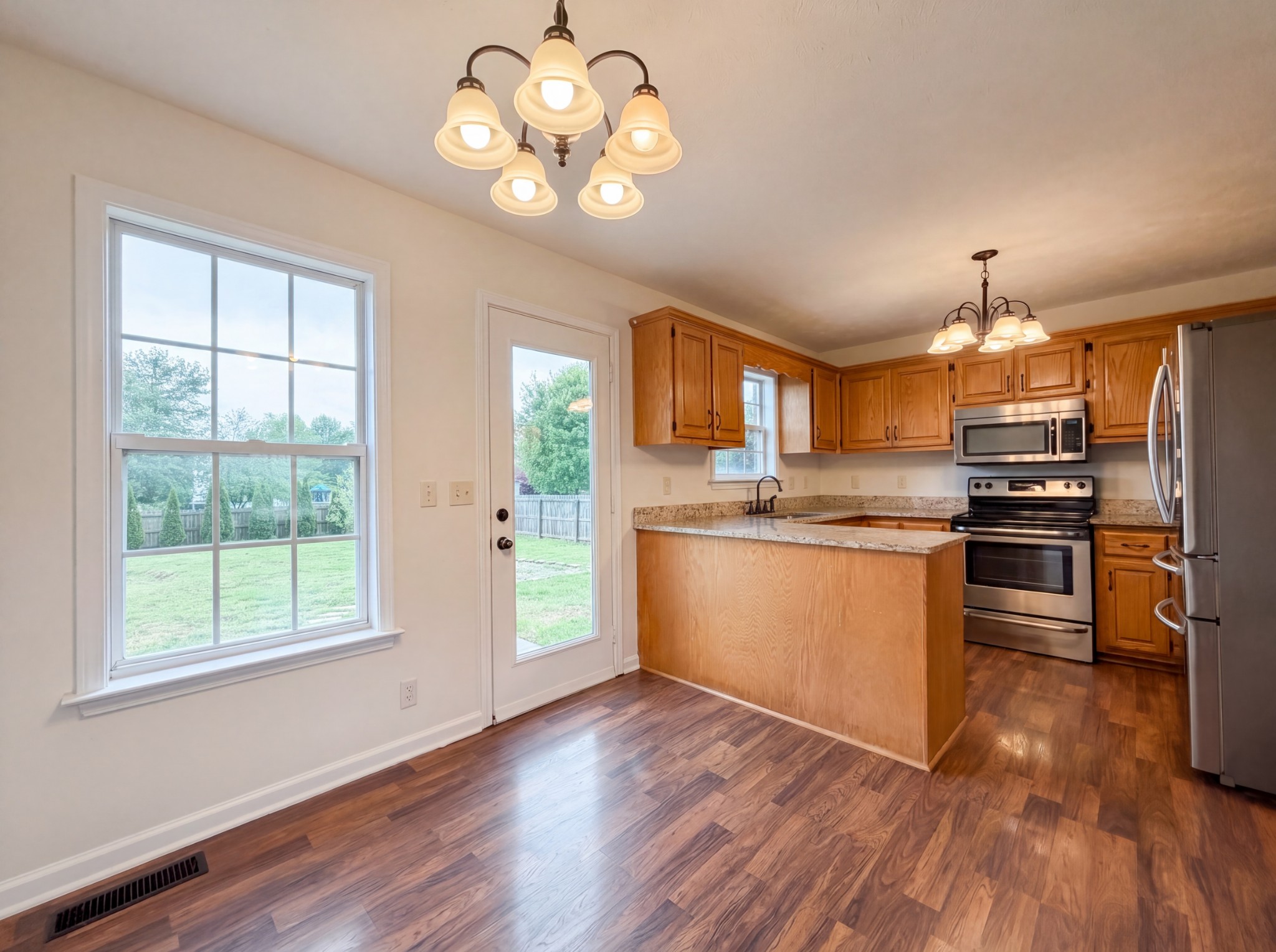 1309 Andrea Ln