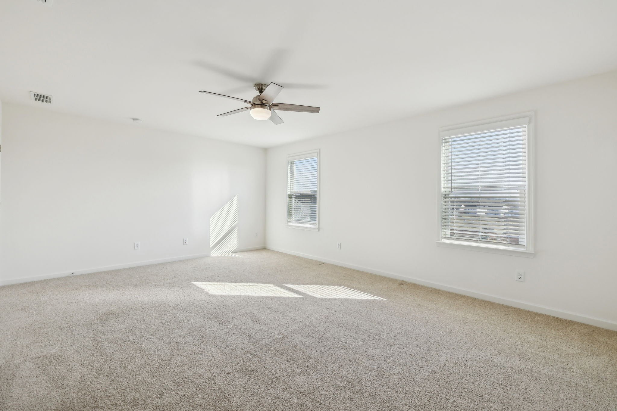 Mount Juliet, Tennessee 37122, United States, 4 Bedrooms Bedrooms, ,4 BathroomsBathrooms,Residential,Active,136050