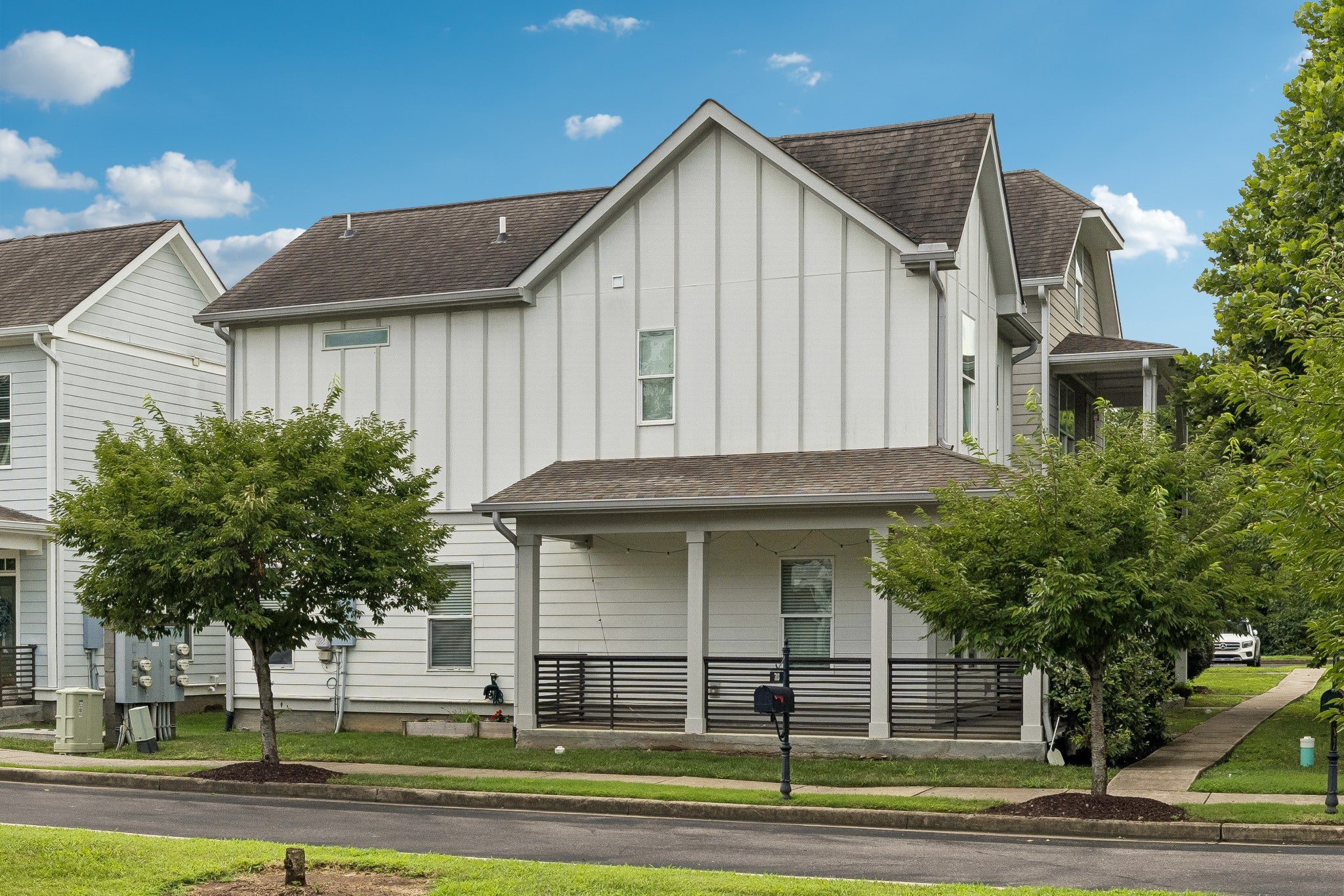 713 Cottage Park Dr