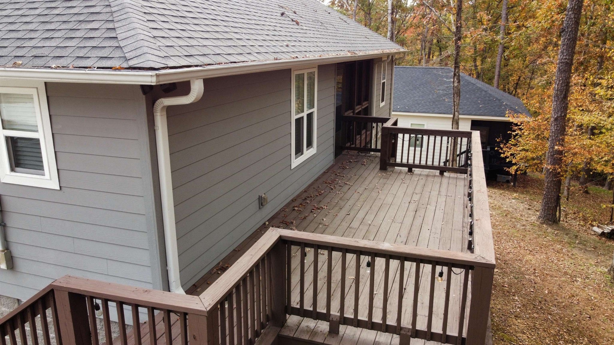 120 CHVAL DR