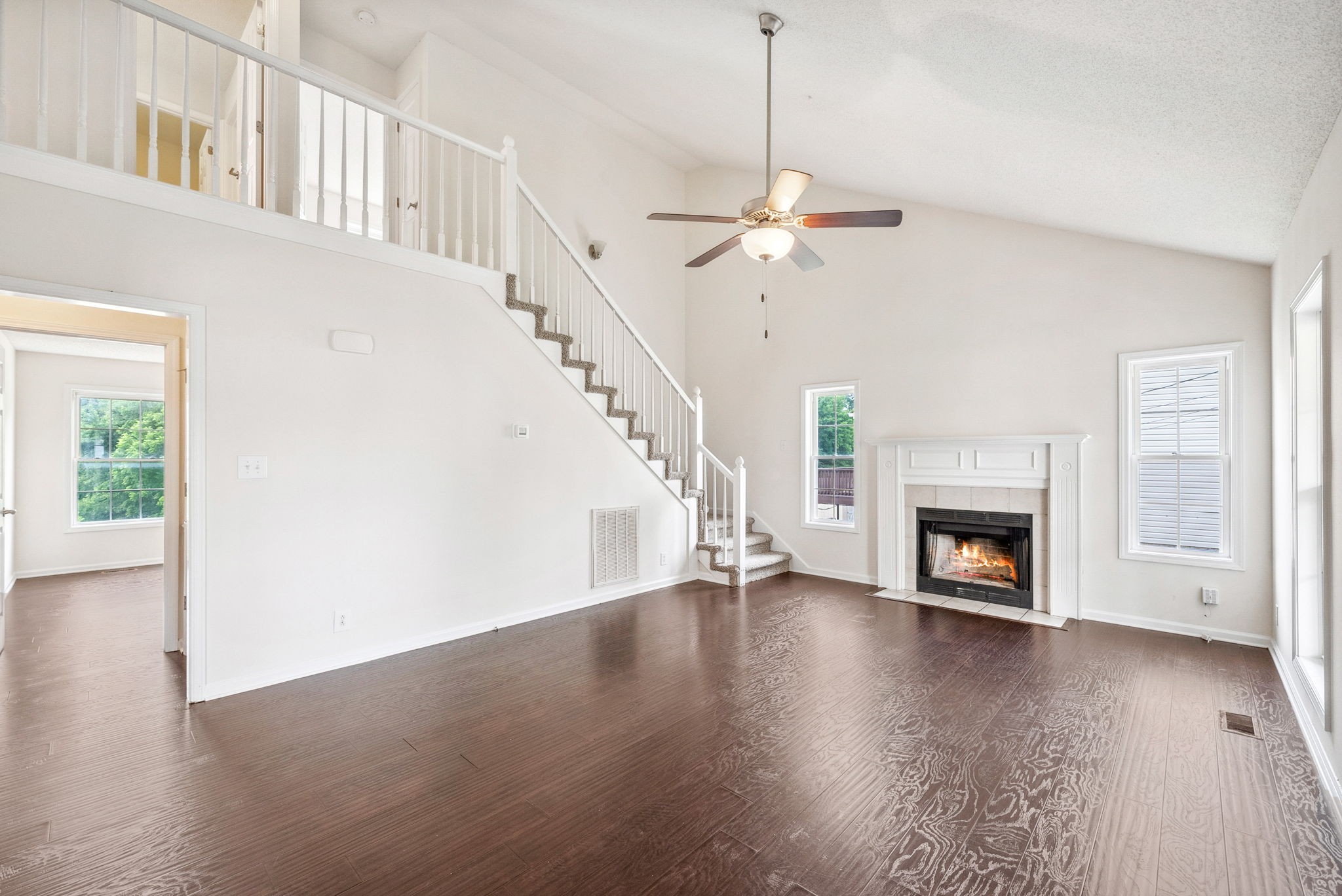 1493 Buchanon Dr