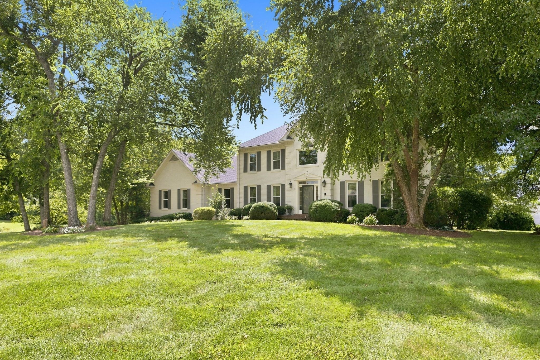 1309 Arrowhead Dr