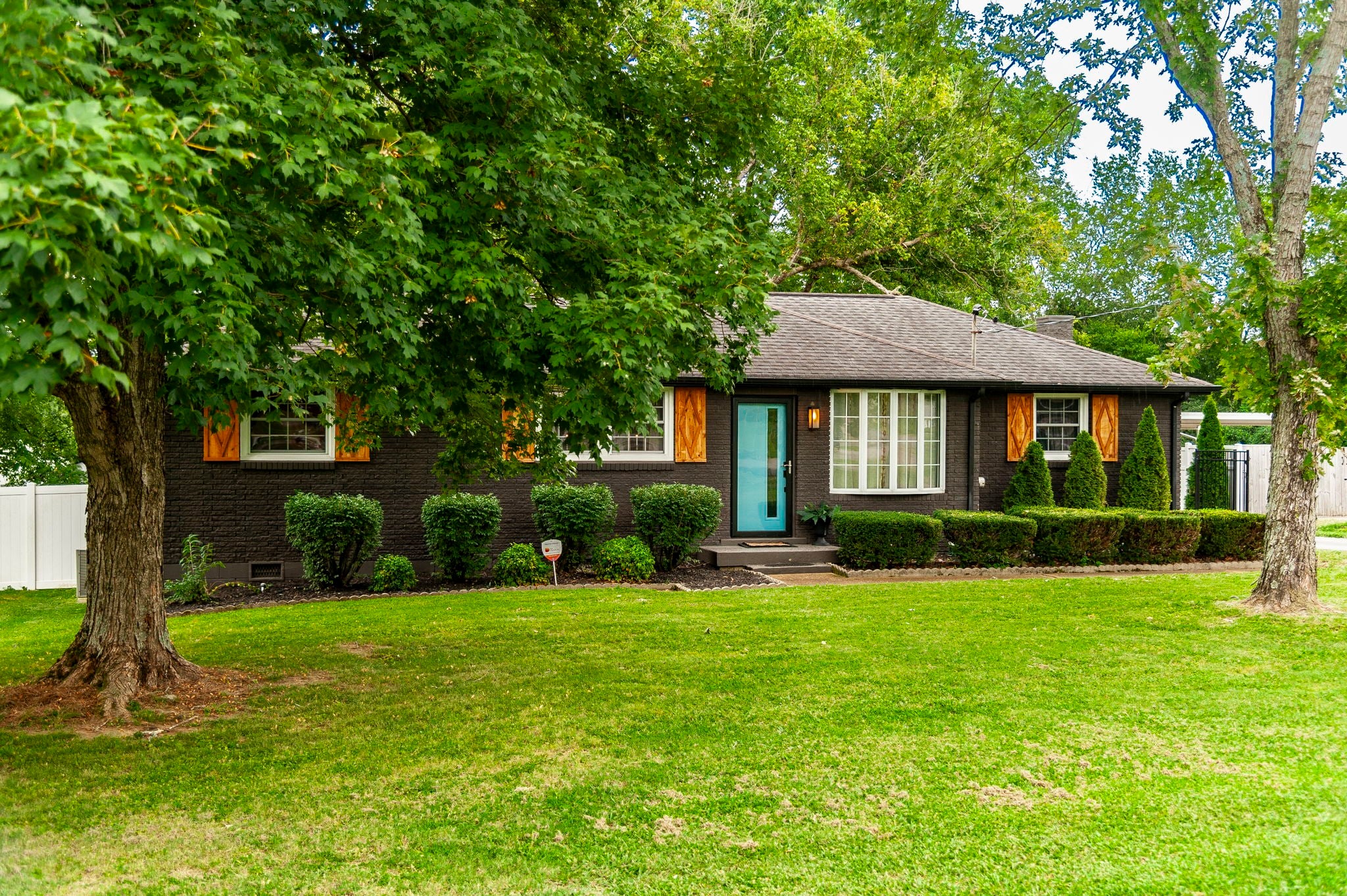 3-bed listing at 106 Oaklynn Dr, Madison