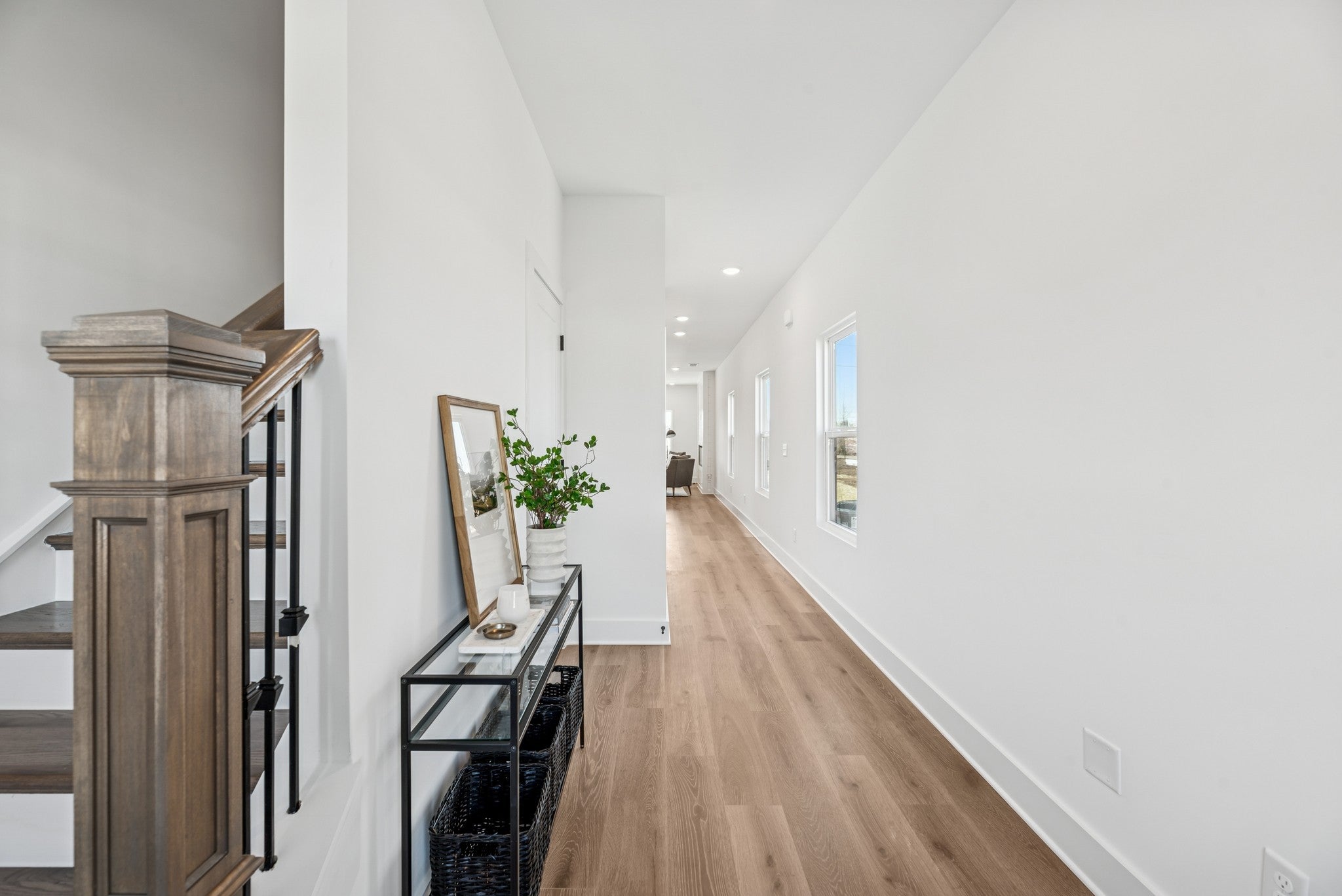 553 Canal Circle