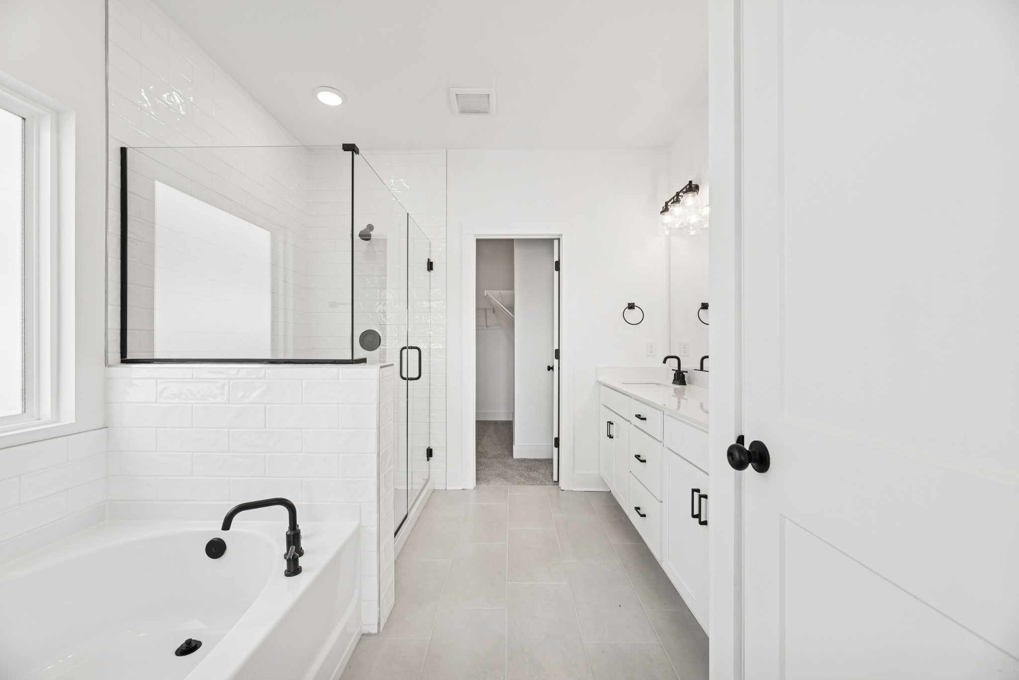 553 Canal Circle