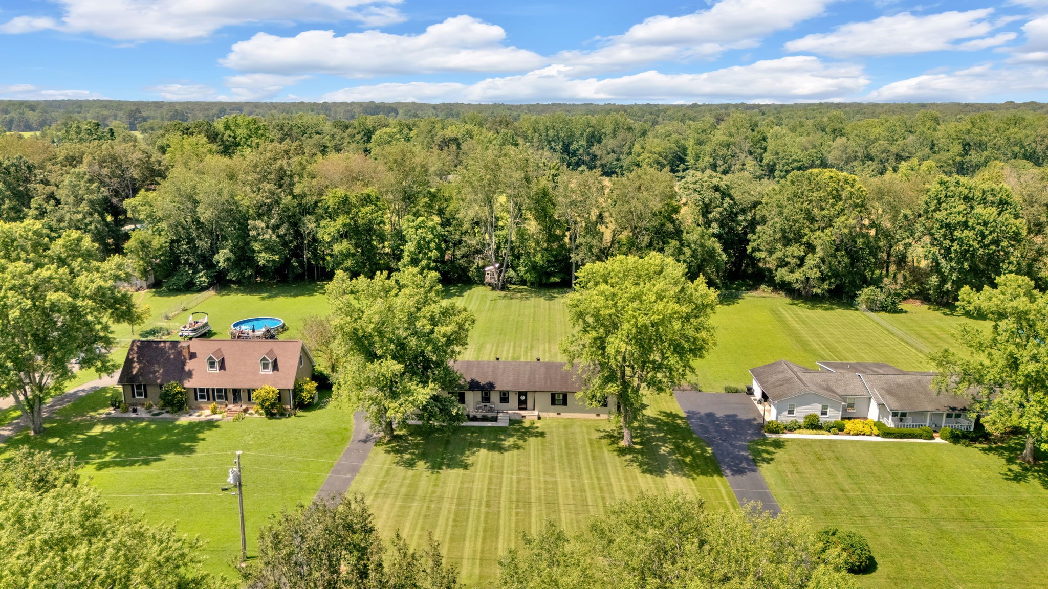 107 Lemont Ln