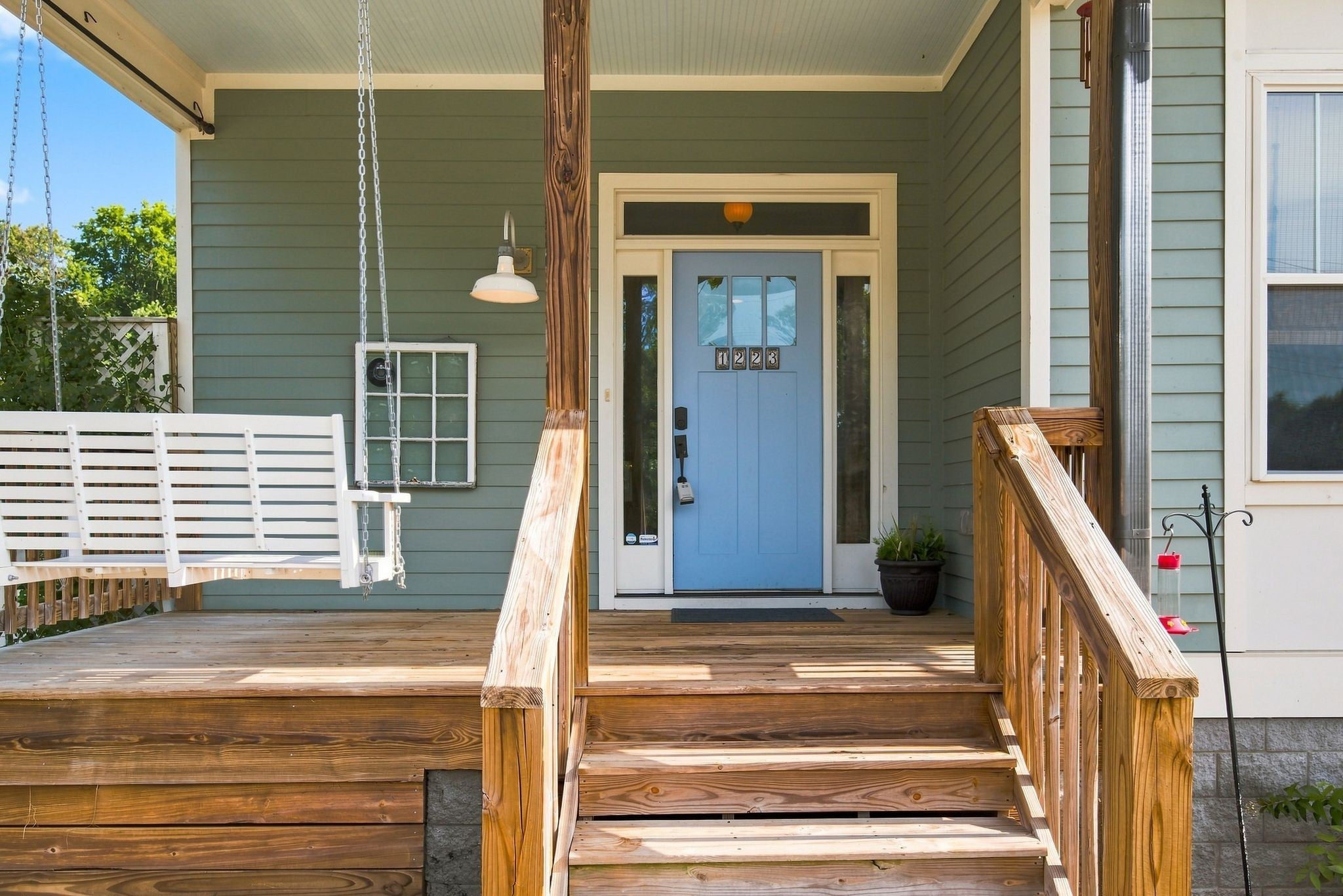 1223 McGavock Pike