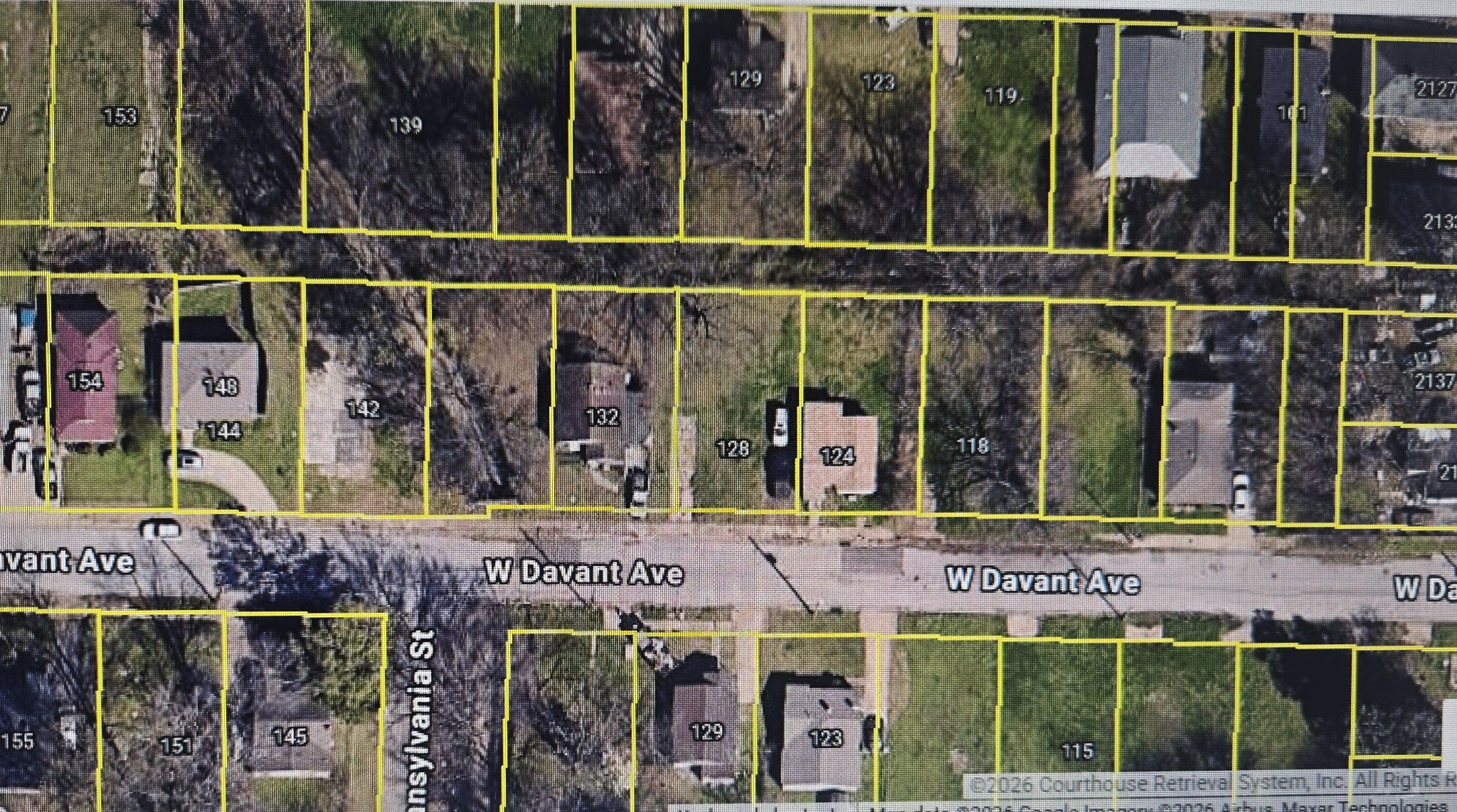 128 W Davant Ave