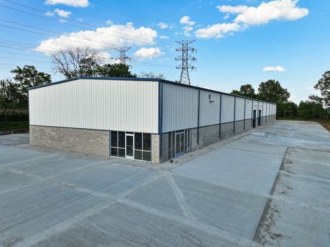 1070B Progress Dr Clarksville TN 37040