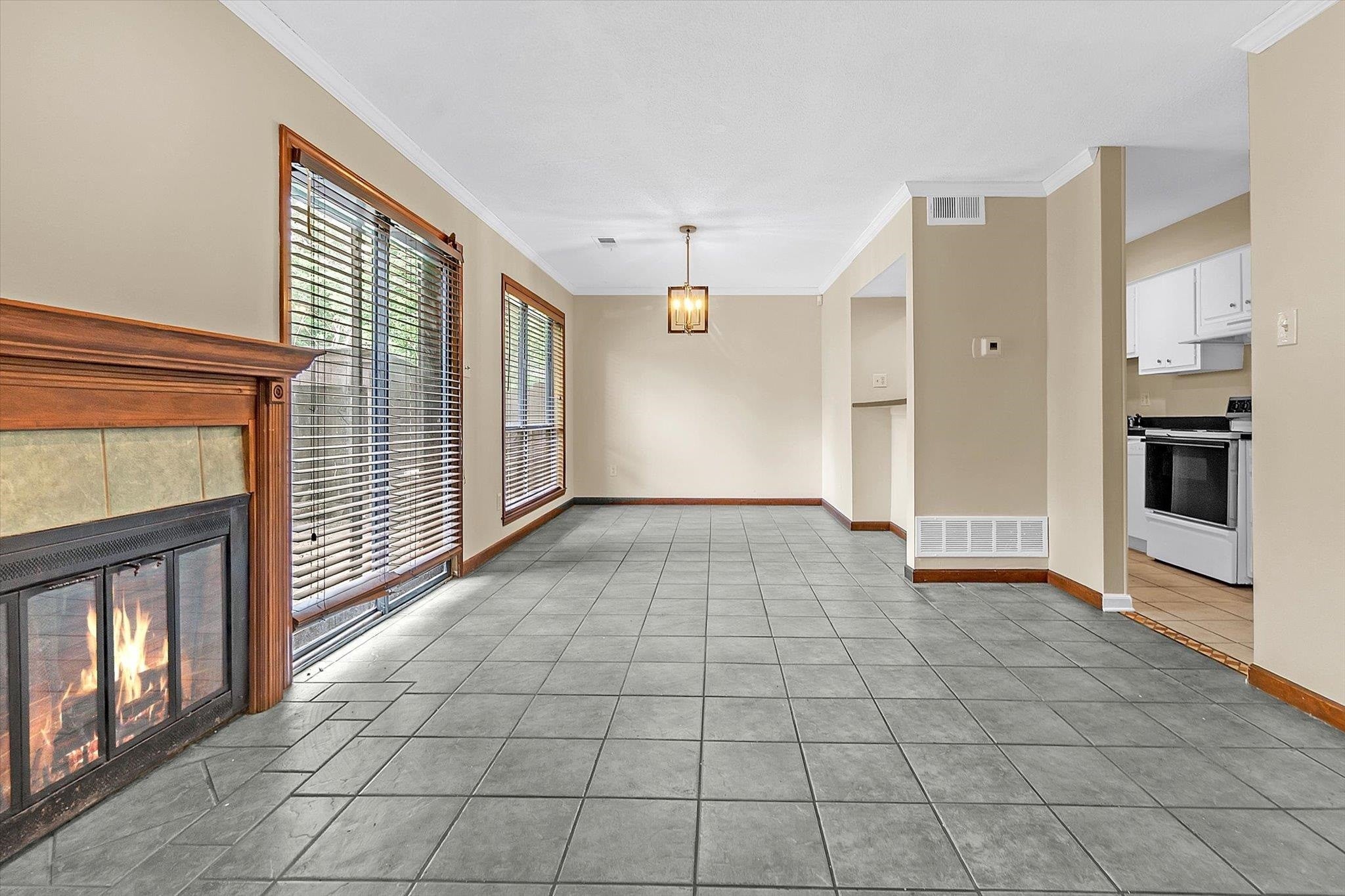 3967 GRAHAMDALE CIR 3967B