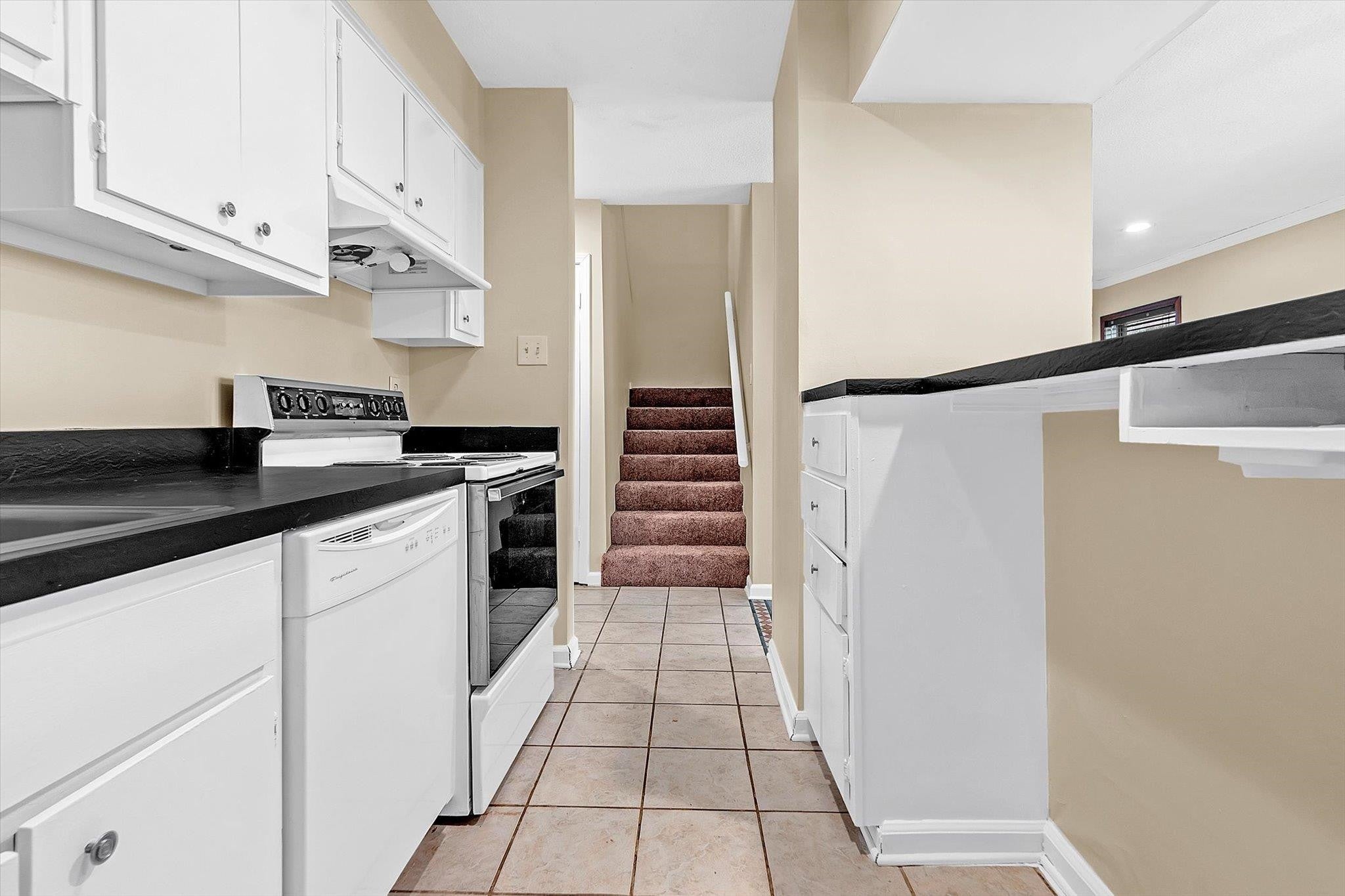 3967 GRAHAMDALE CIR 3967B