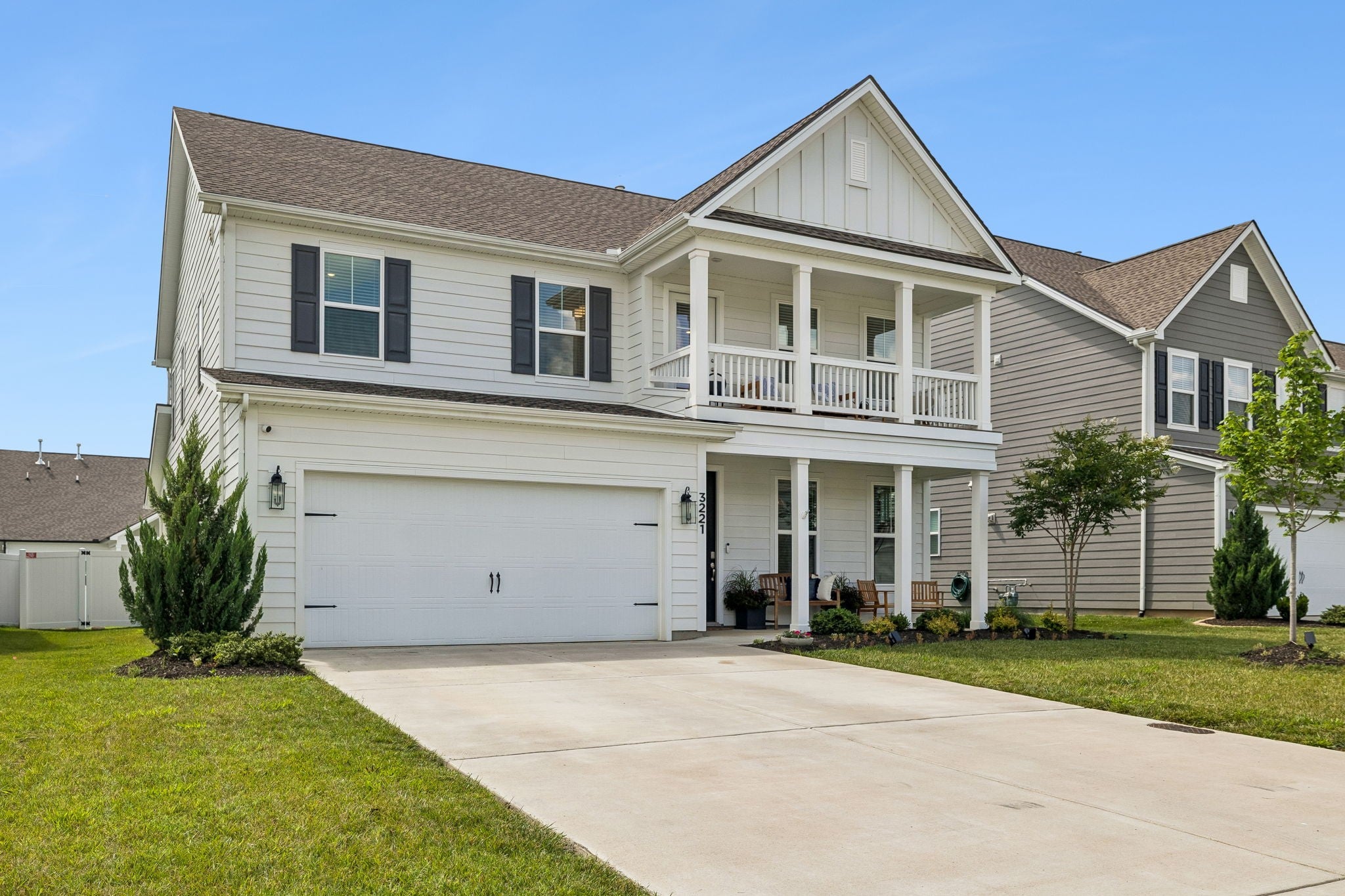 3221 Chatfield Dr