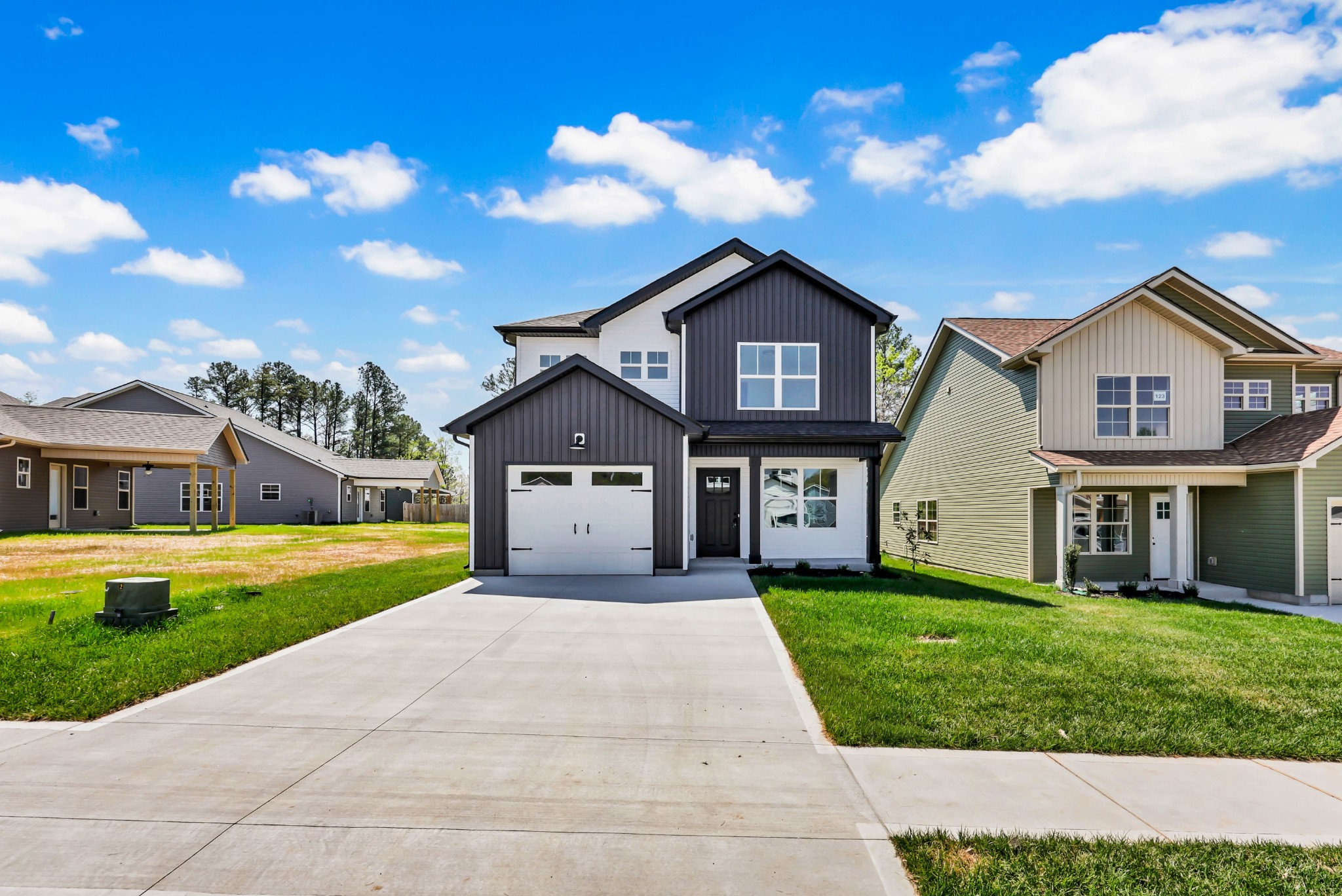 225 Quarry Overlook Way