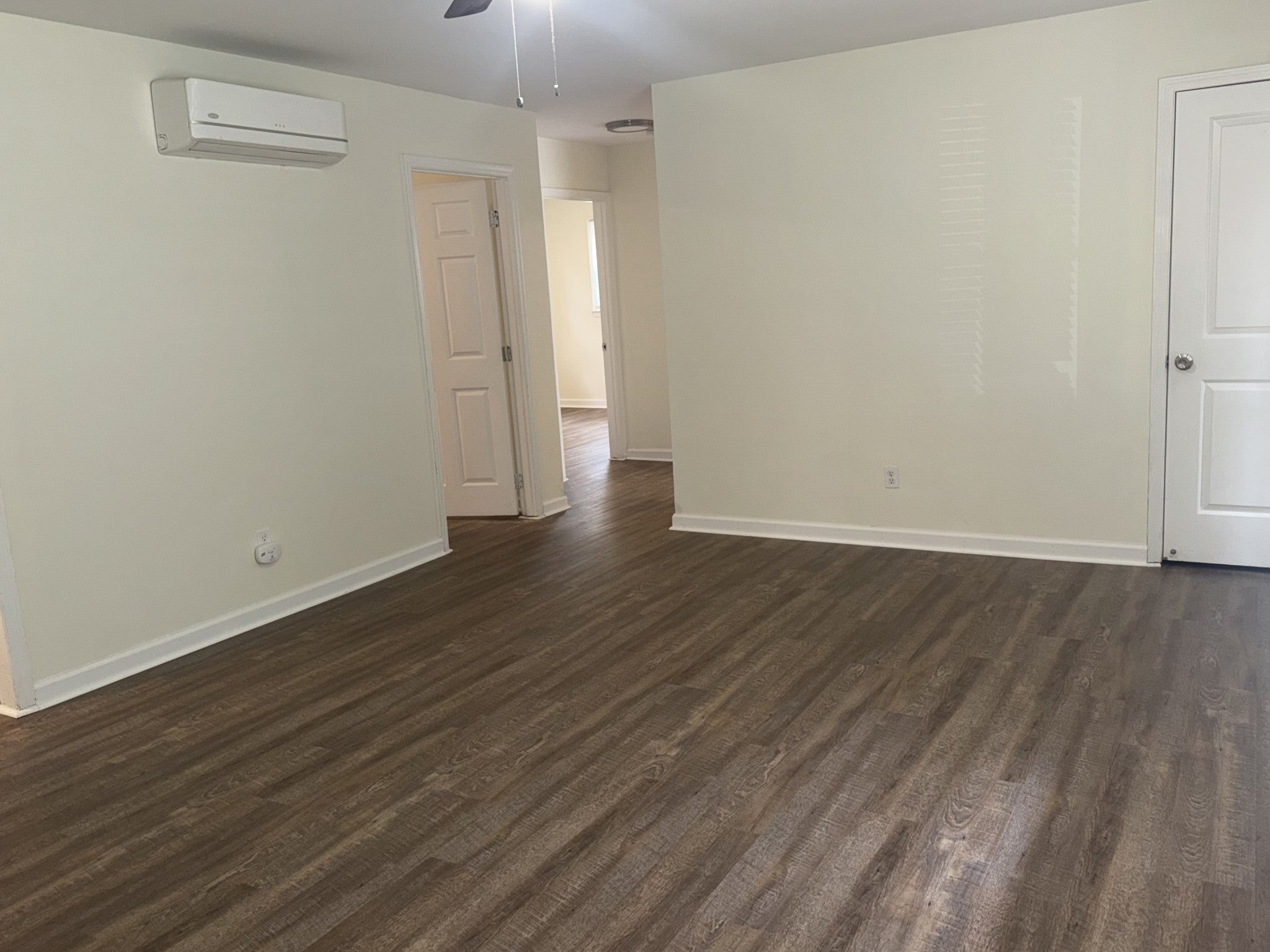 125 Boxwood Dr