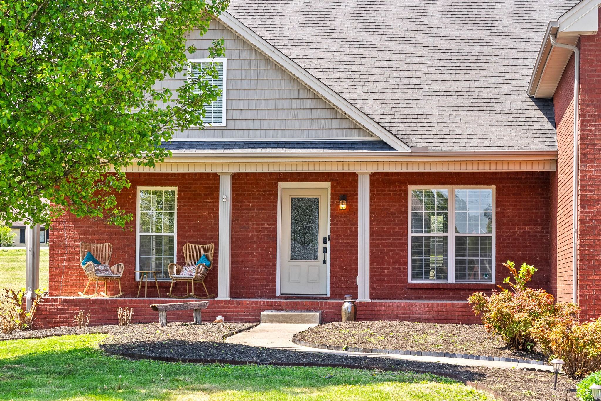 580 Mountain View Dr