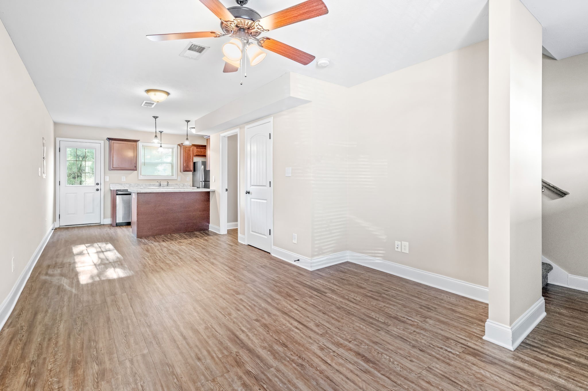 1760 Springwater Drive E