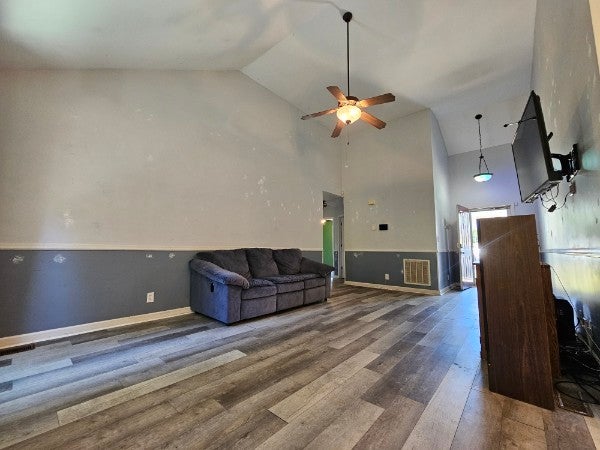 1490 McClardy Rd