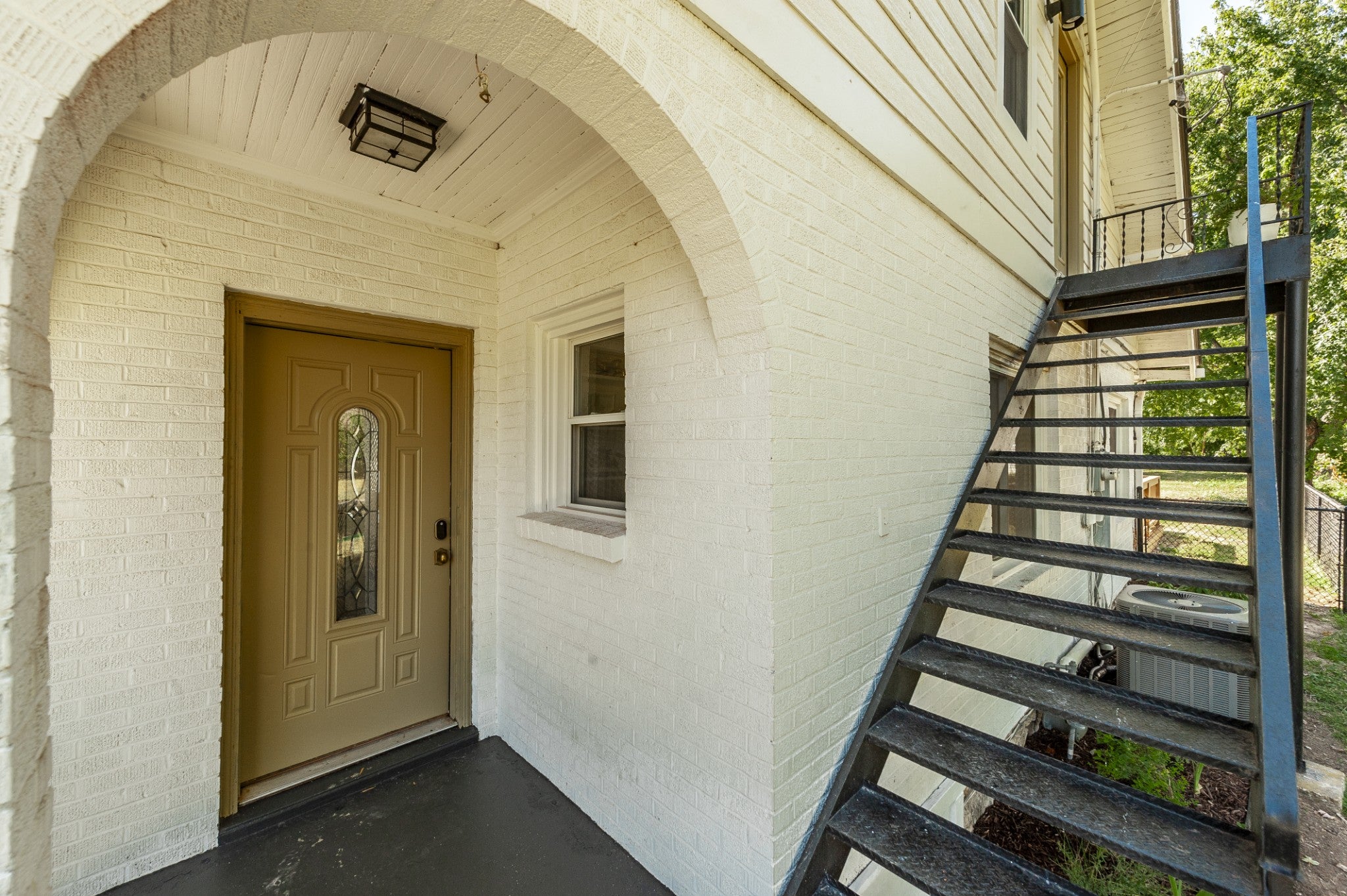 3809 Baxter Ave