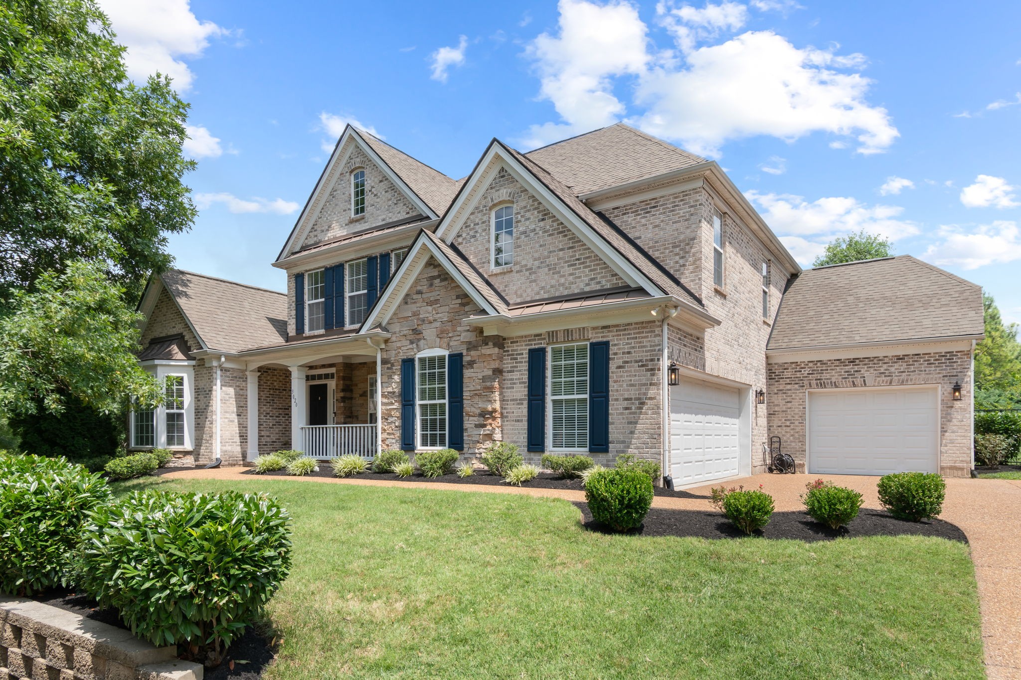 3020 Coral Bell Ln