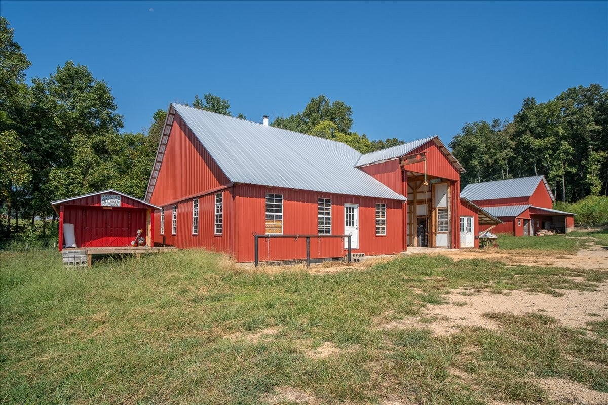 115 Denson Rd