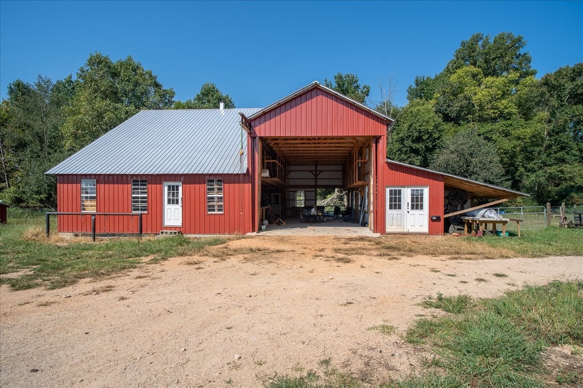 115 Denson Rd