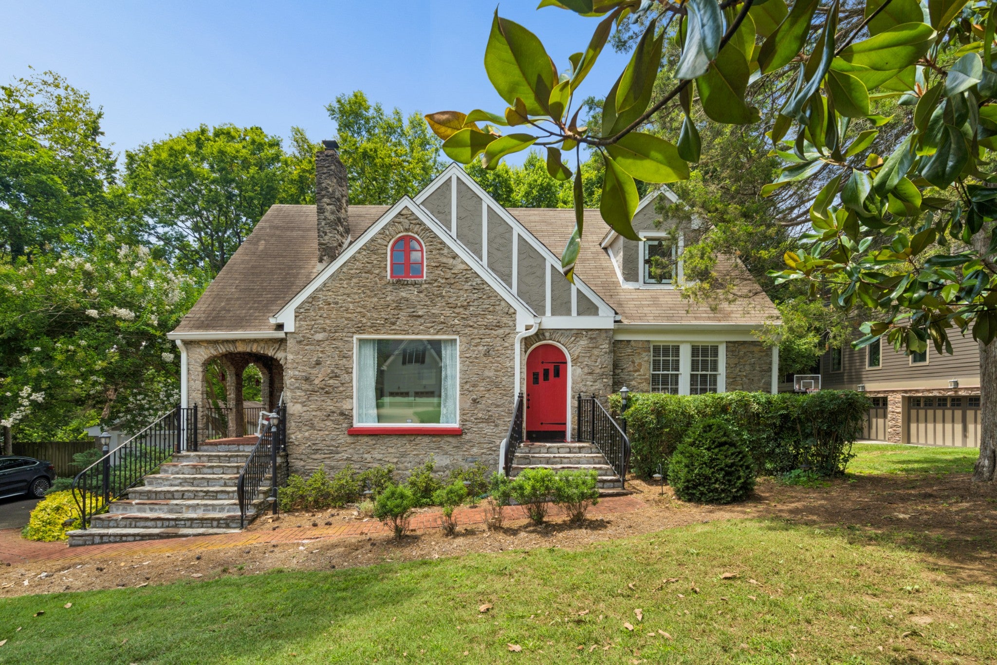 4-bed listing at 4409 Lealand Ln, Nashville