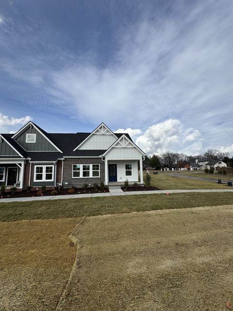 615 Swanston Lane Gallatin TN 37066