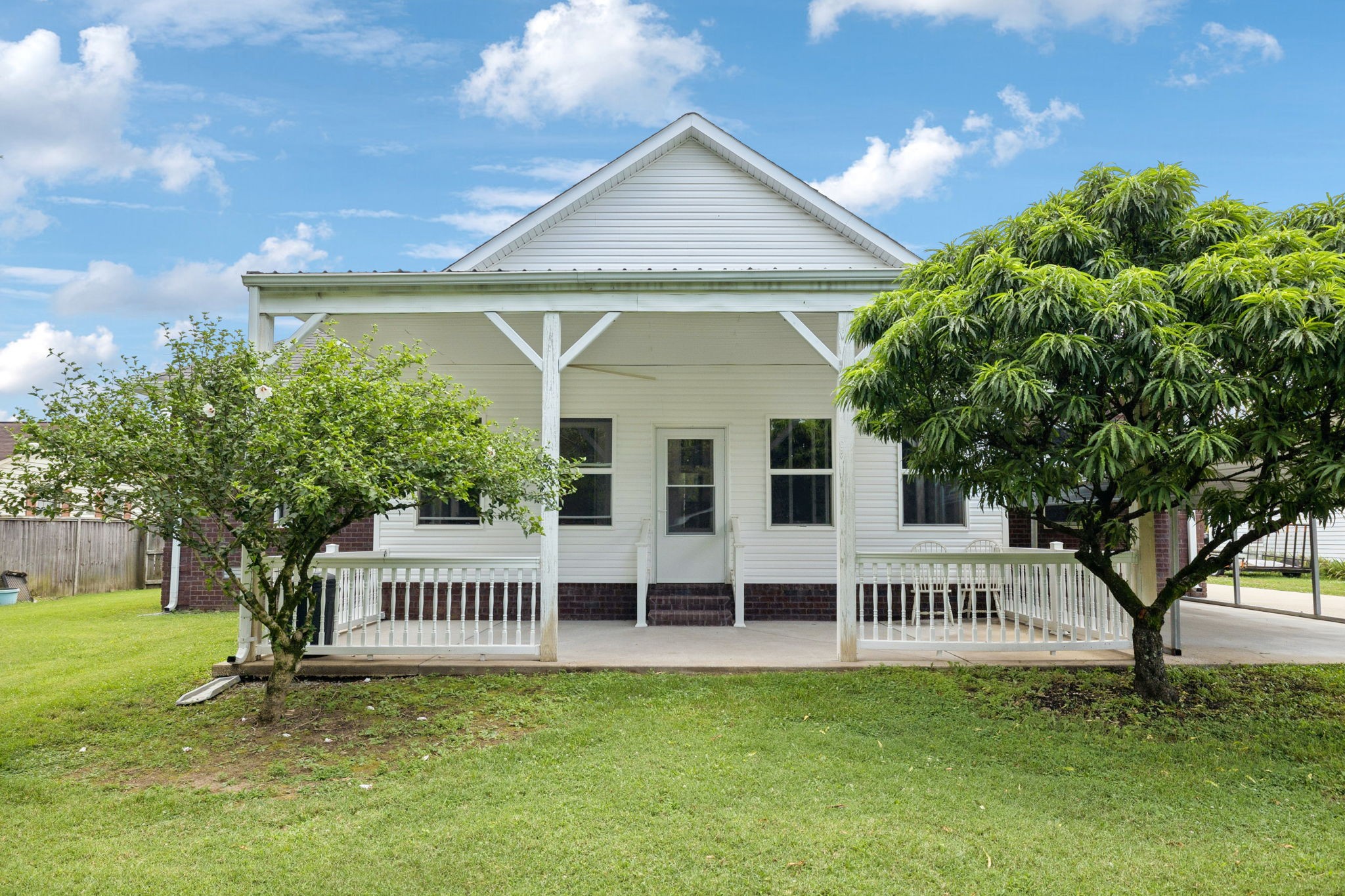 314 W Main St