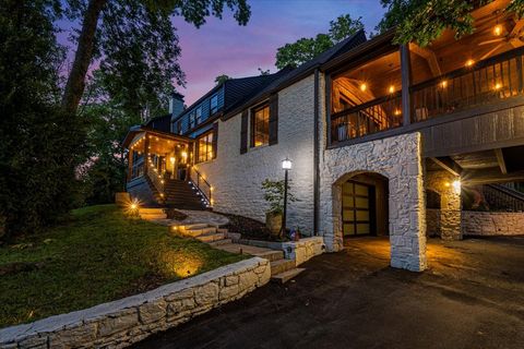 Photo of 5400 Hillsboro Pike, Nashville, TN 37215 (MLS # 3183318)