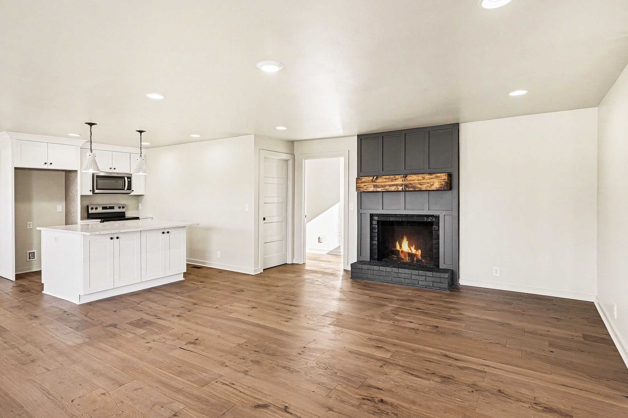 1616 Saundersville Ferry Rd