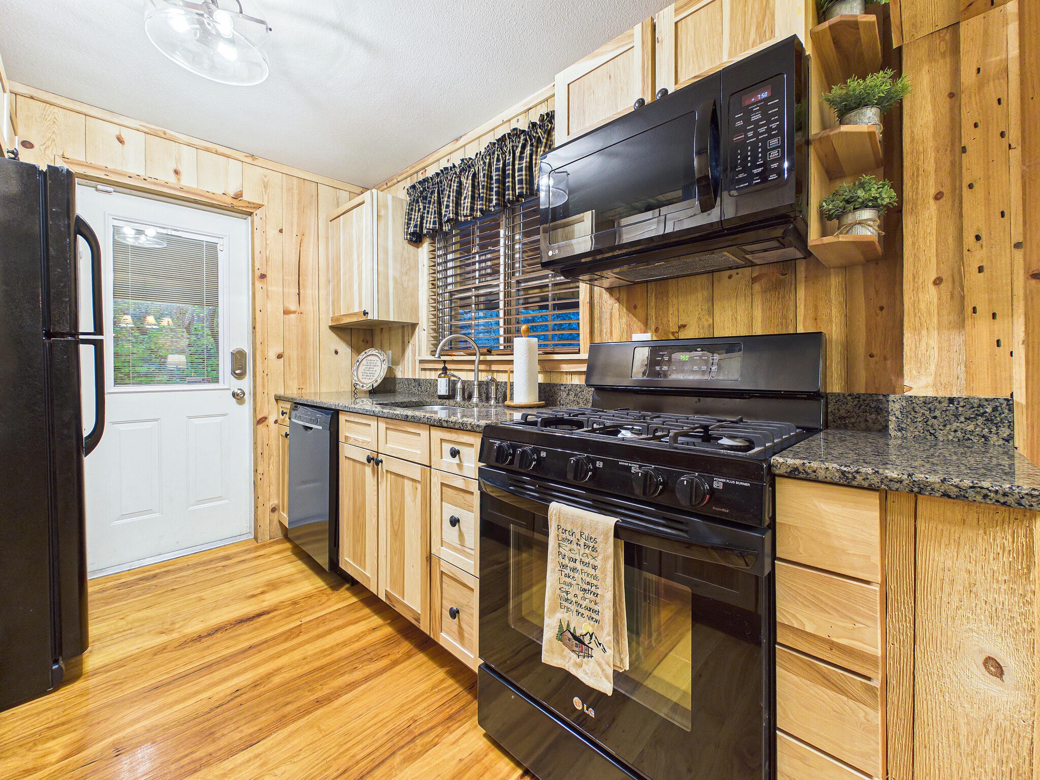 113 Rivendell Lane