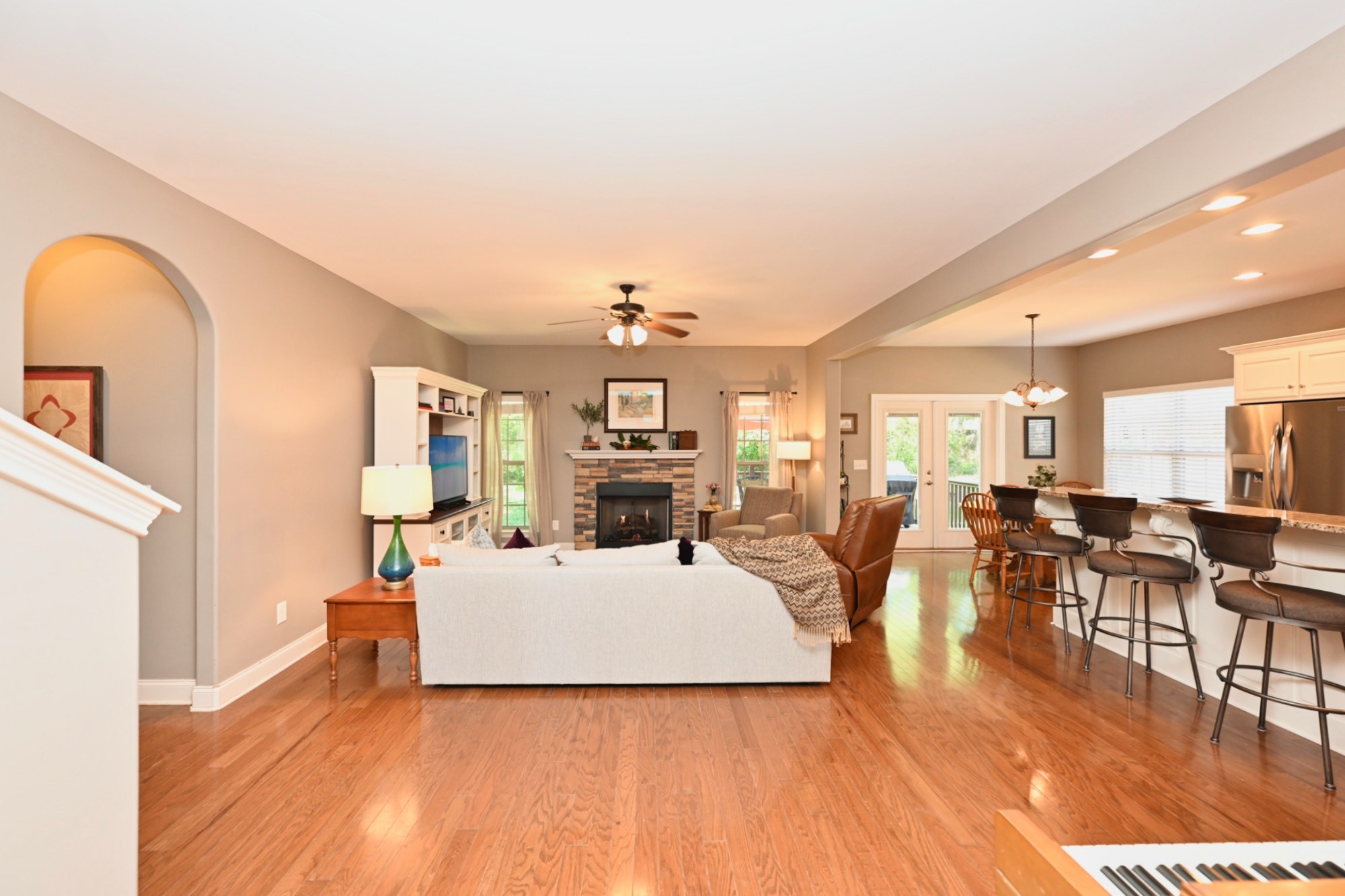 110 Hattie Ct