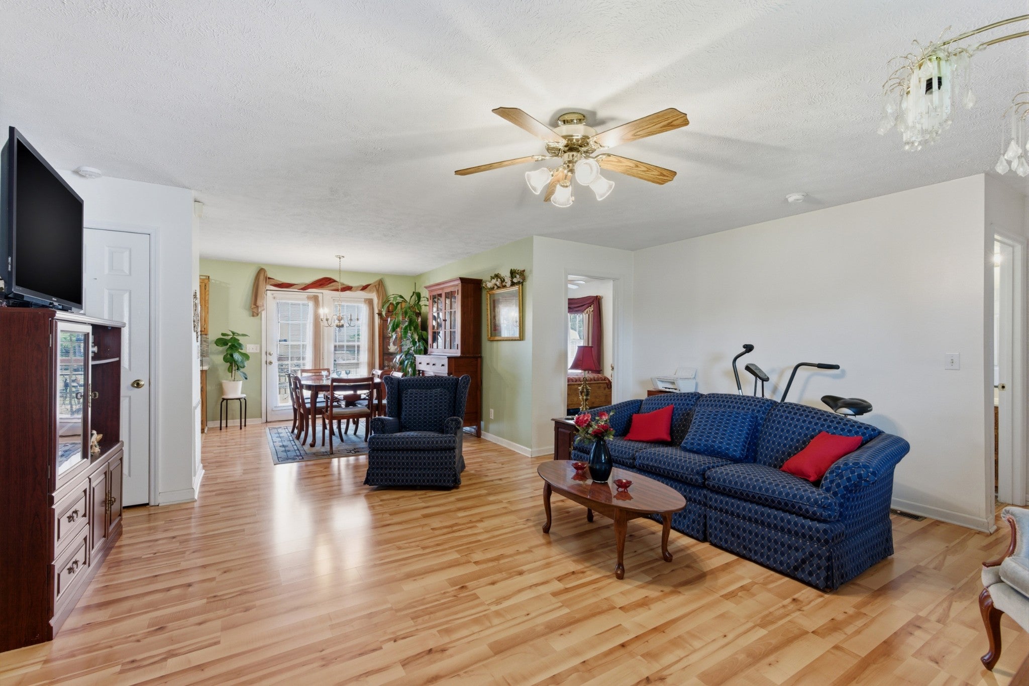 1701 Jamie Dr