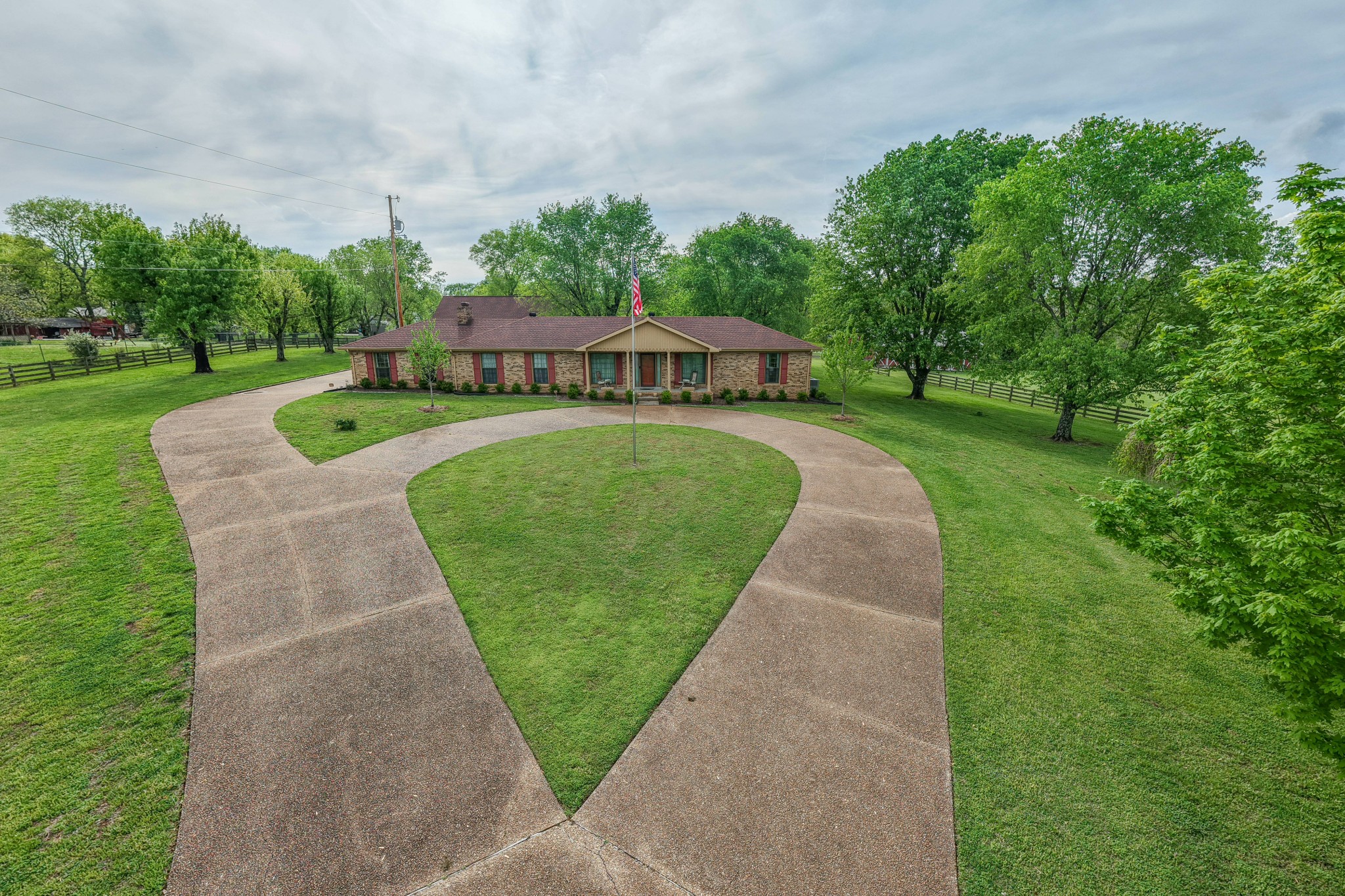 117 Brights Ln