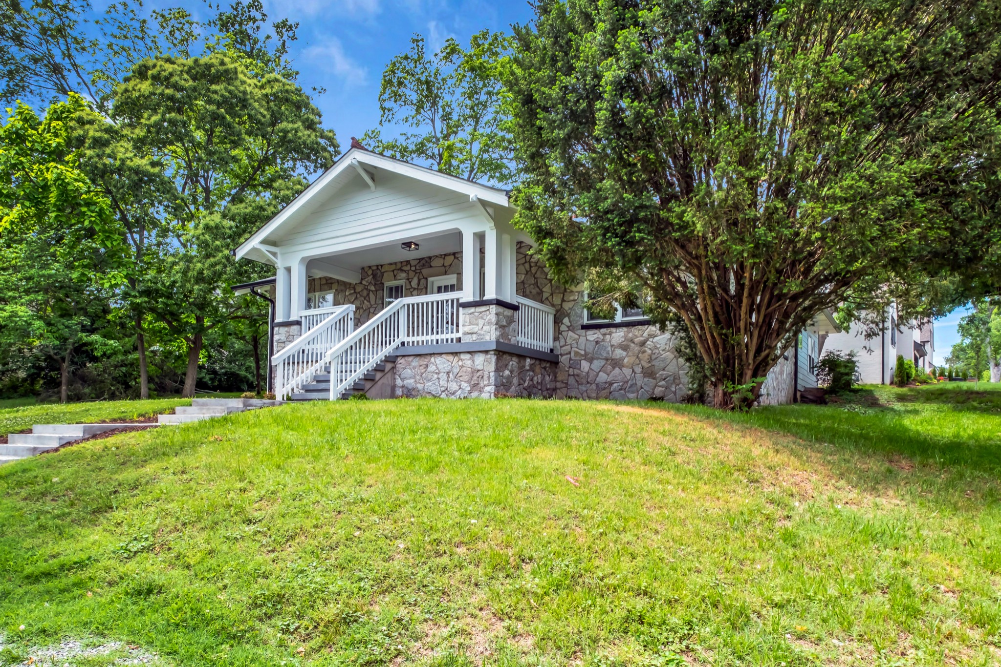 220 Disspayne Dr